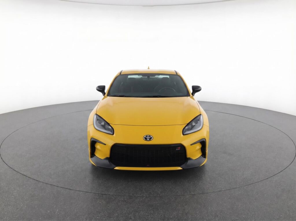 New 2026 Toyota GR86 YUZU Limited image 2