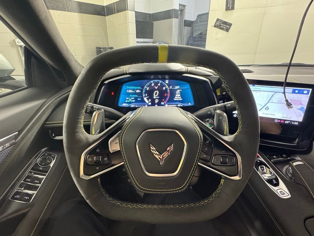 Used 2023 Chevrolet Corvette Stingray Premium Conv w/ Z51 Performance Package image 33