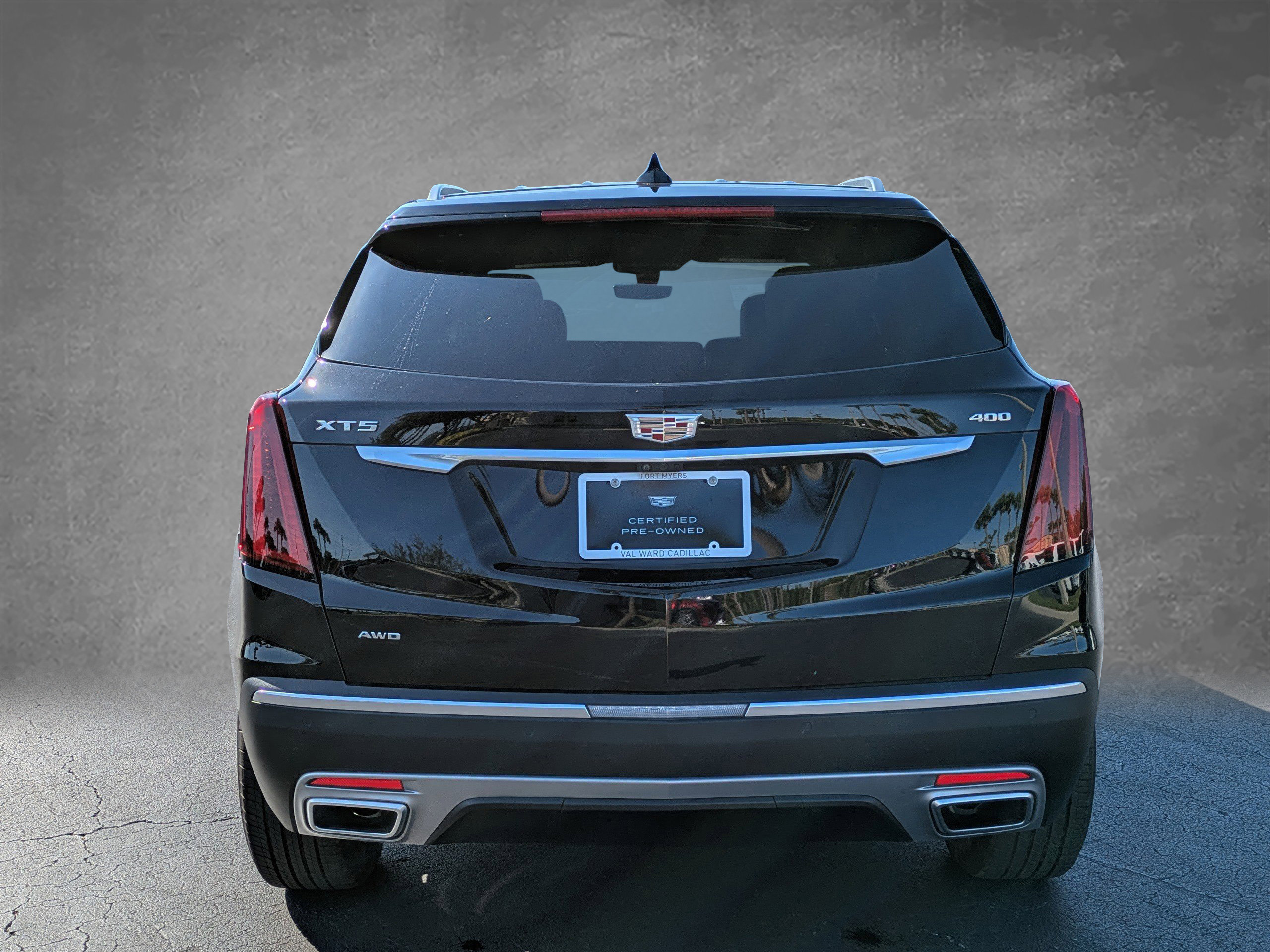 Certified 2025 Cadillac XT5 Premium Luxury w/ Technology Package image 5