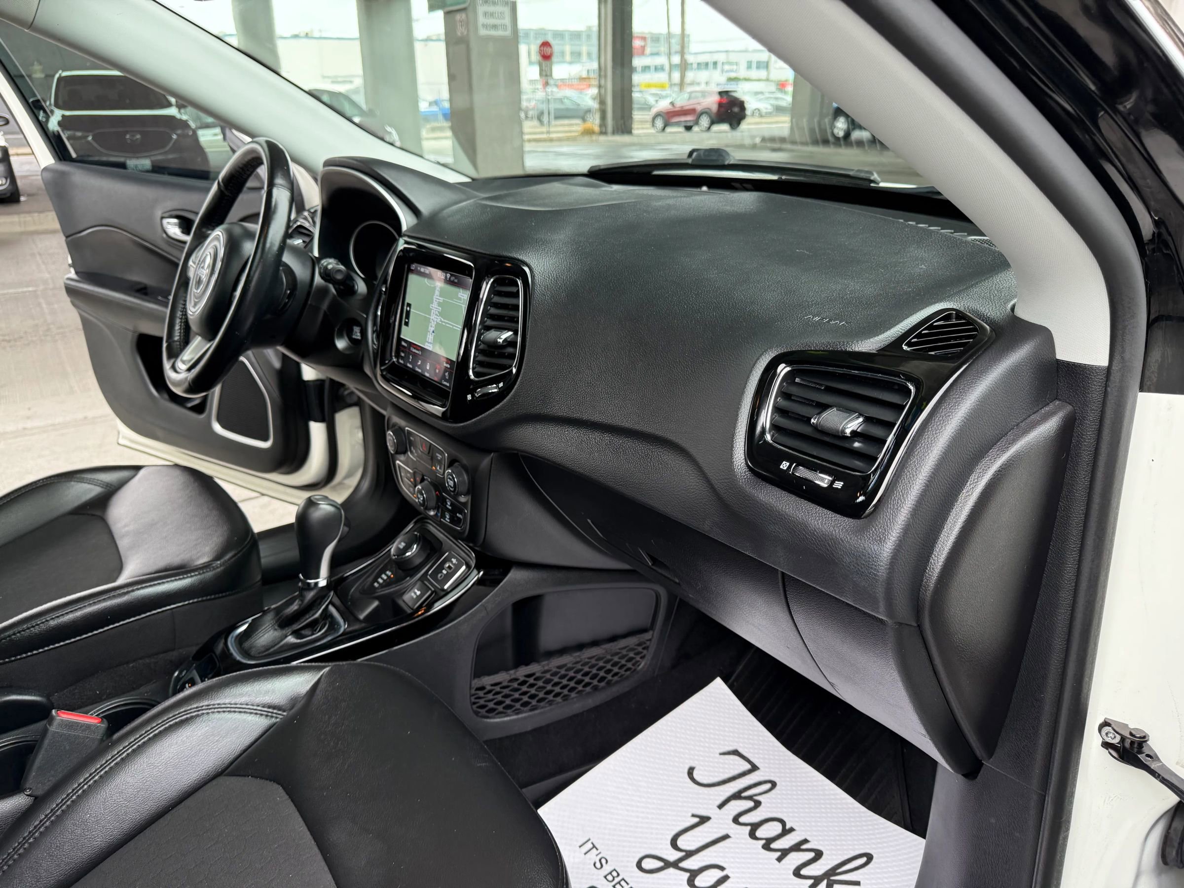 Used 2019 Jeep Compass Latitude image 25