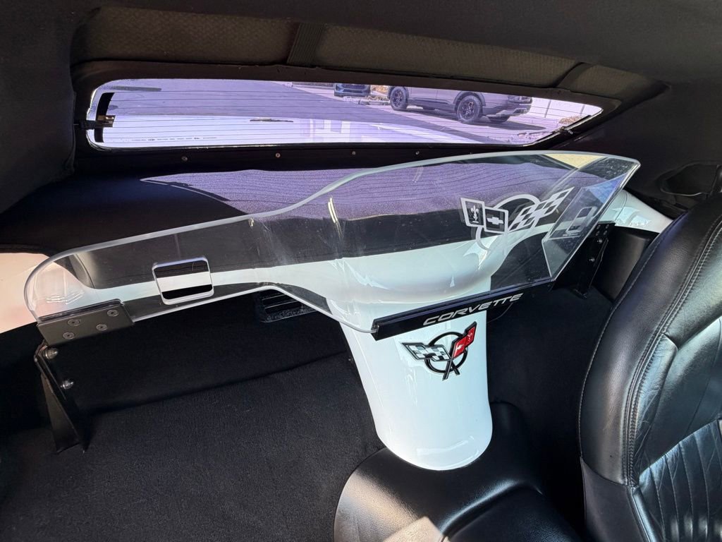 Used 2000 Chevrolet Corvette Convertible image 31