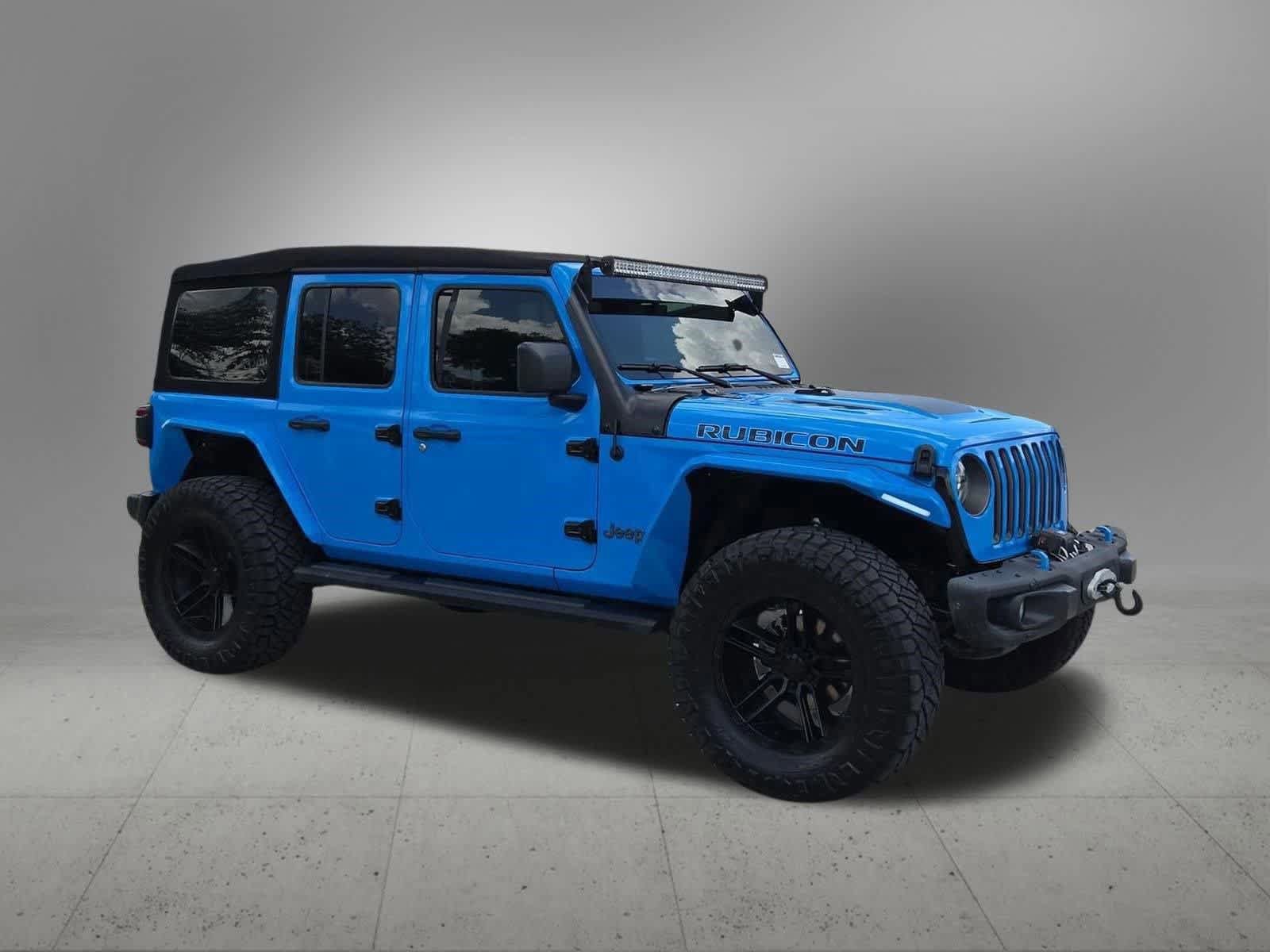 Used 2022 Jeep Wrangler Unlimited Rubicon 4xe w/ Cold Weather Group AWD/4WD image 8