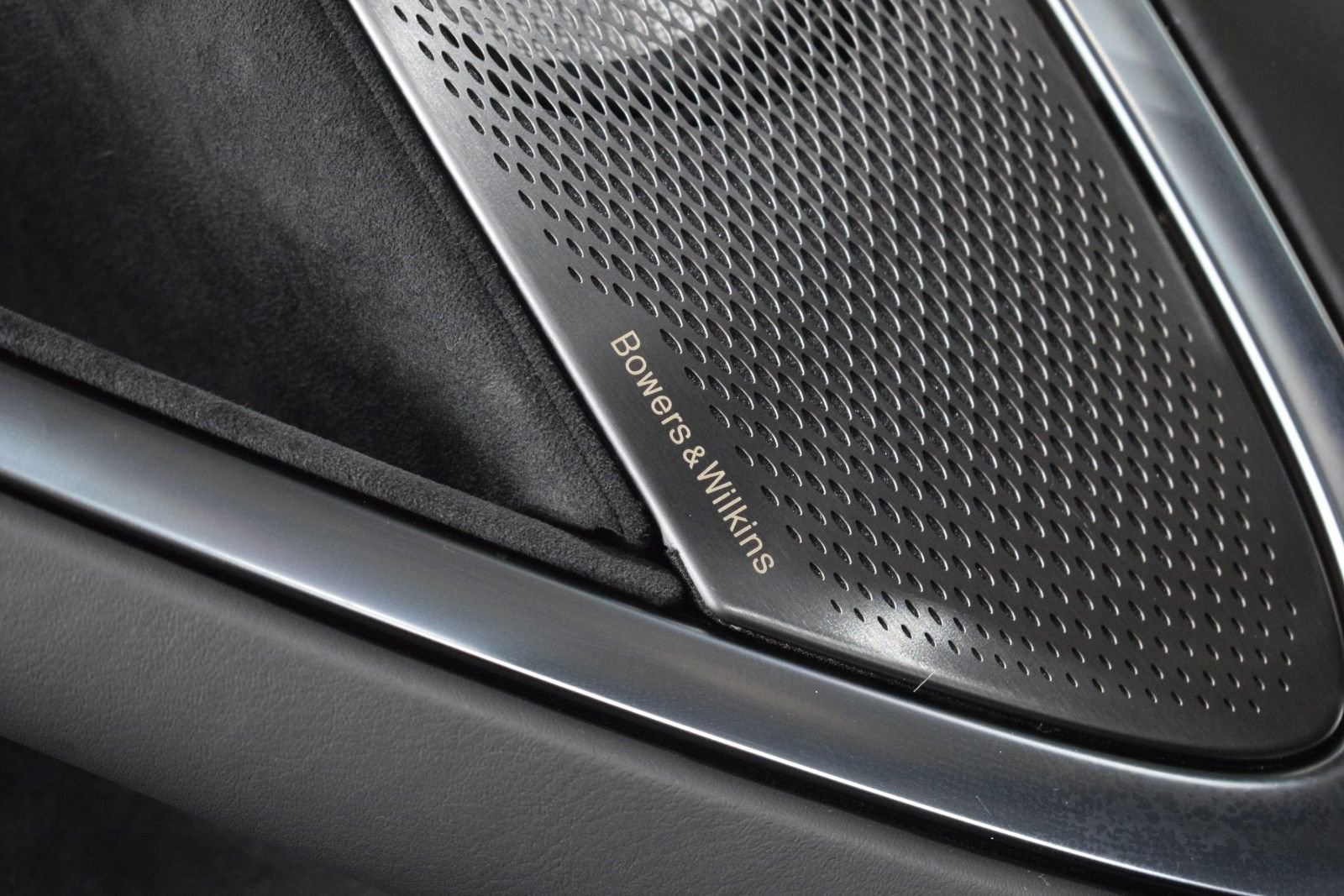 New 2026 McLaren Artura Spider RWD image 38