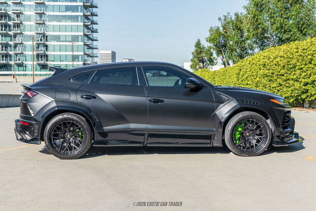 Used 2021 Lamborghini Urus image 9