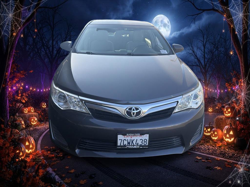 Used 2014 Toyota Camry LE FWD image 9