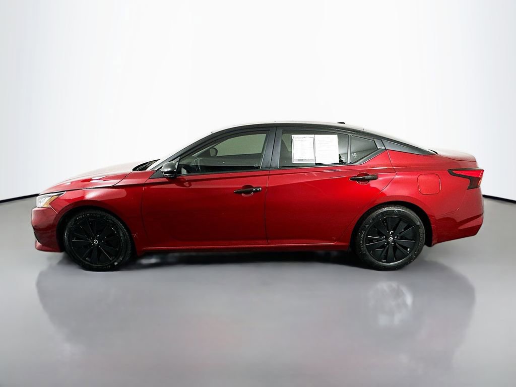 Used 2021 Nissan Altima 2.5 SV w/ SV Premium Package image 4