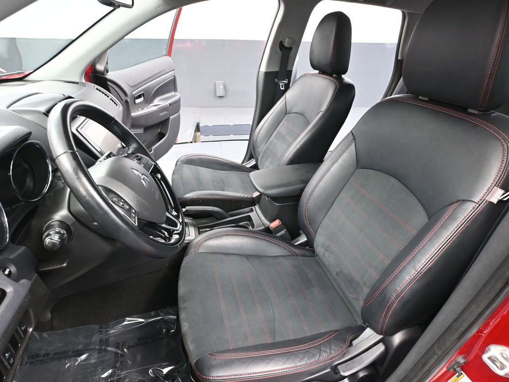 Used 2022 Mitsubishi Outlander Sport SE image 24