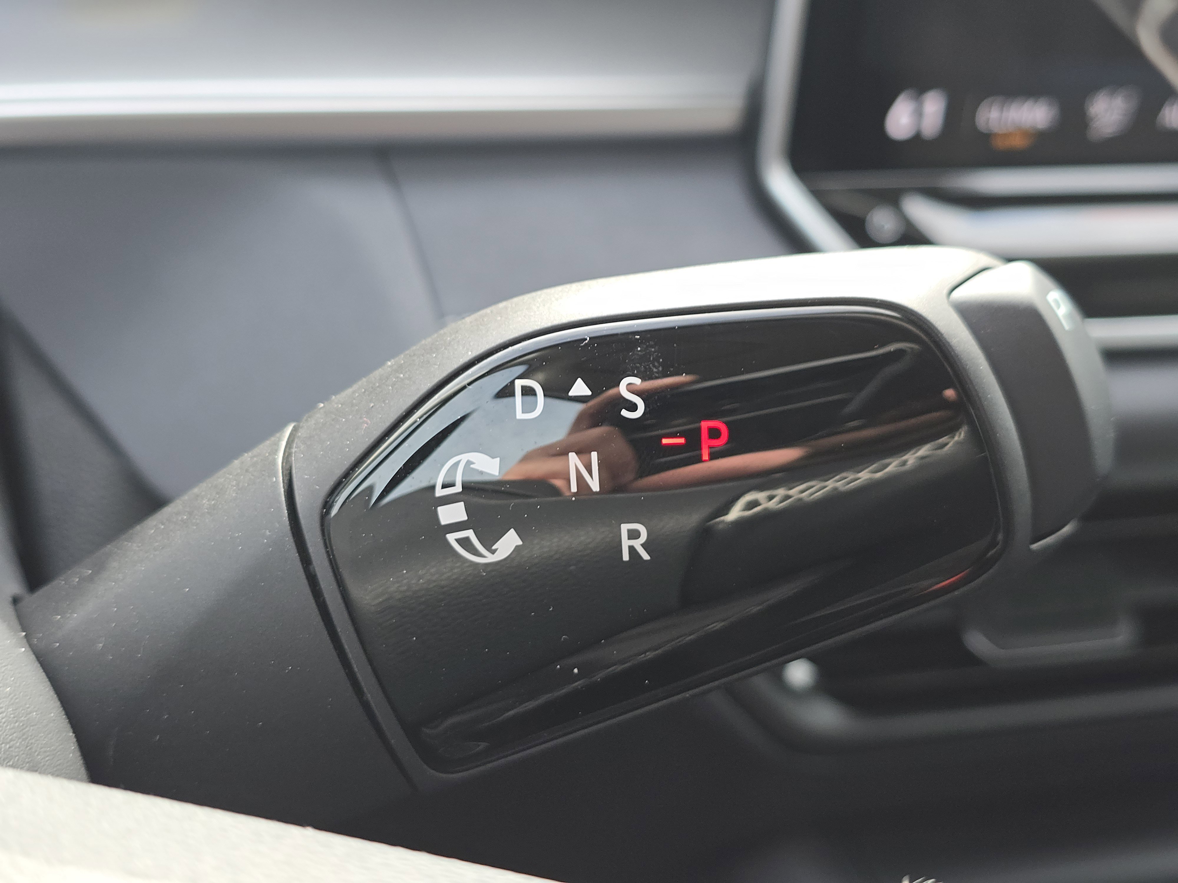 New 2026 Volkswagen Tiguan SE image 24