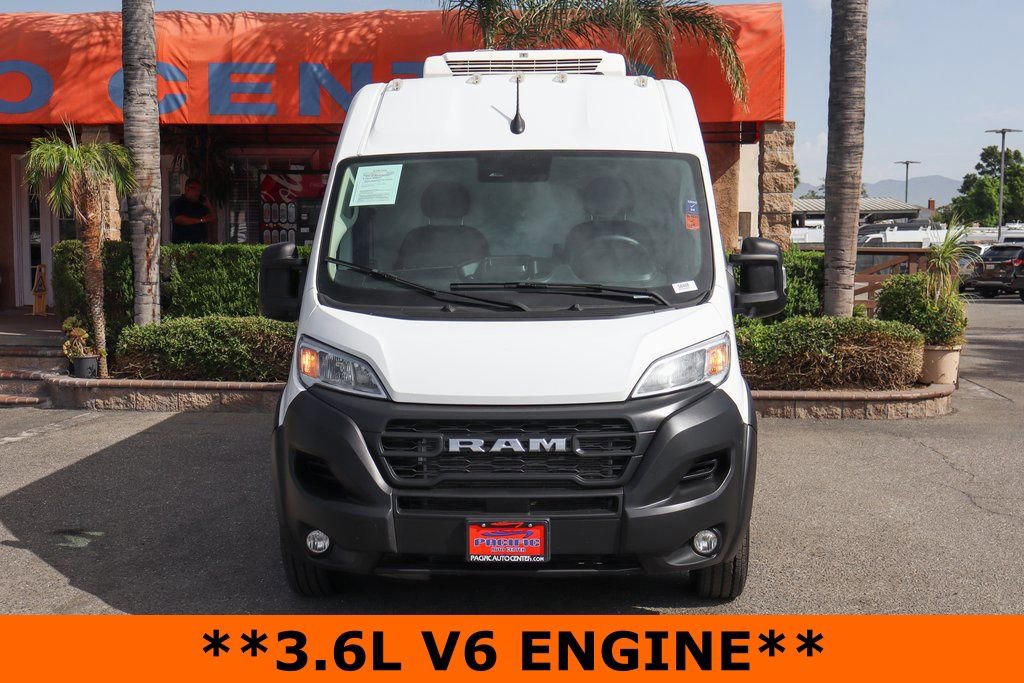 Used 2025 RAM ProMaster 3500 w/ Convenience Group image 3