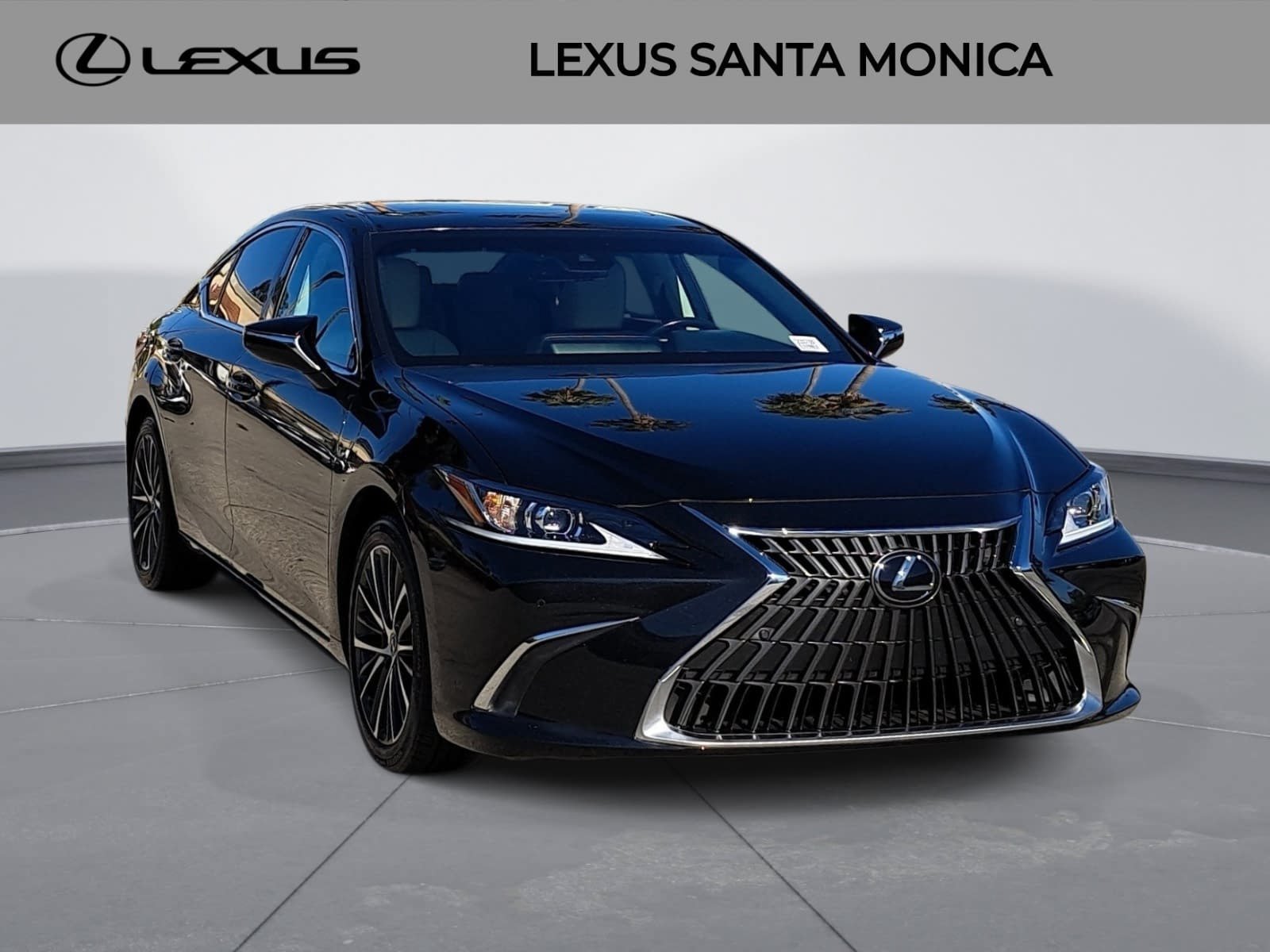 Used 2024 Lexus ES 350 w/ Premium Package FWD image 3