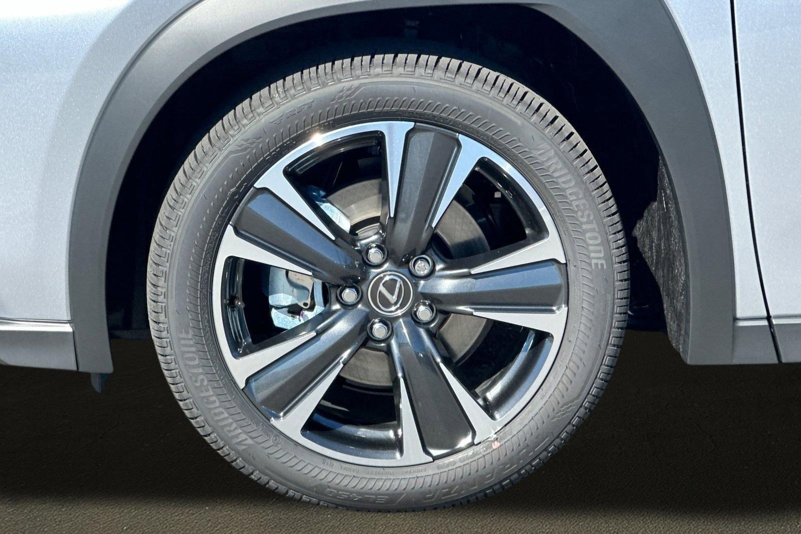 New 2026 Lexus UX 300h FWD image 11