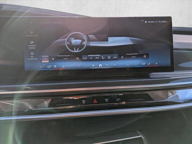 Certified 2023 BMW 760i xDrive w/ Executive Package image 15