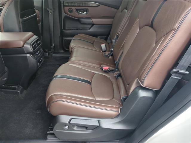Used 2023 Honda Pilot Elite image 21