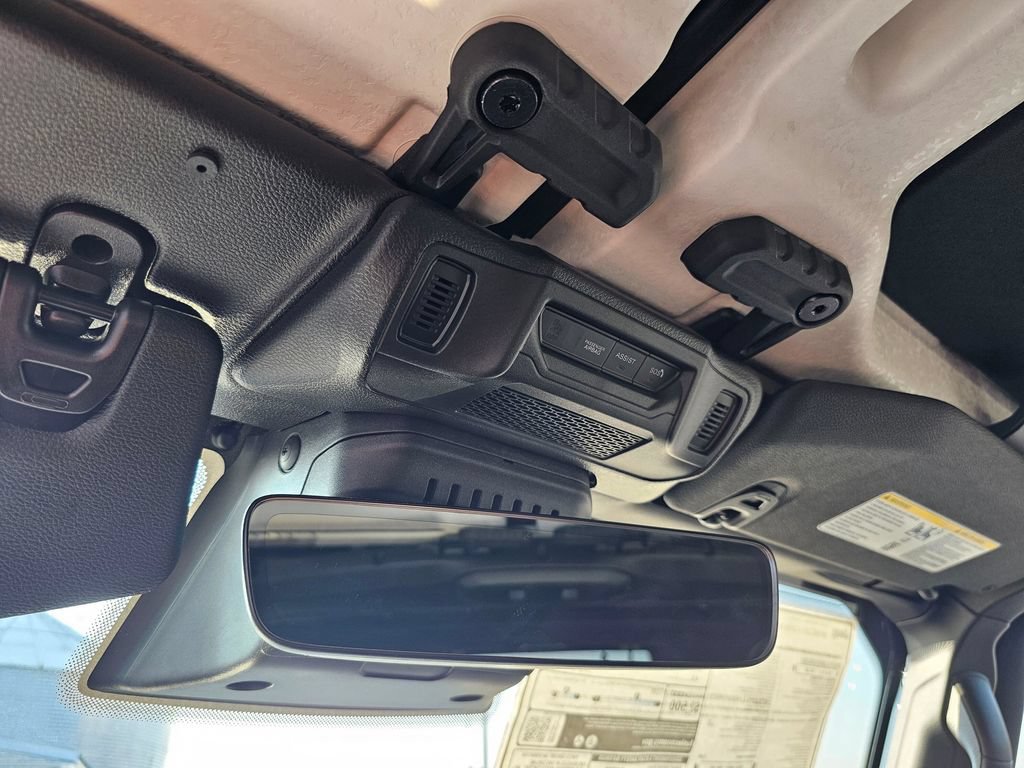 New 2025 Jeep Wrangler Unlimited Rubicon AWD/4WD image 26