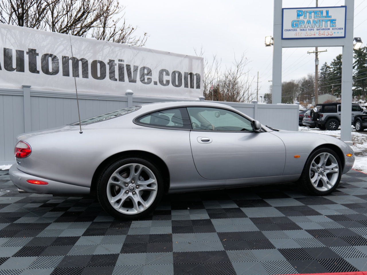 Used 2004 Jaguar XK8 Coupe image 63