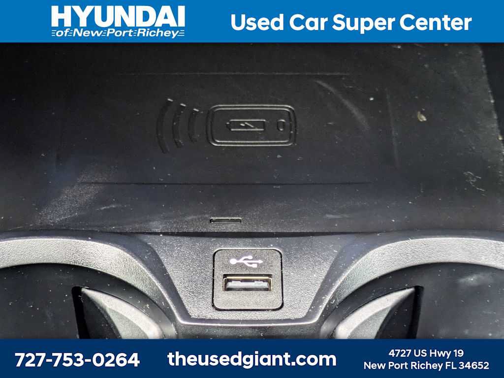 Used 2022 BMW 330e w/ M Sport Package RWD image 28