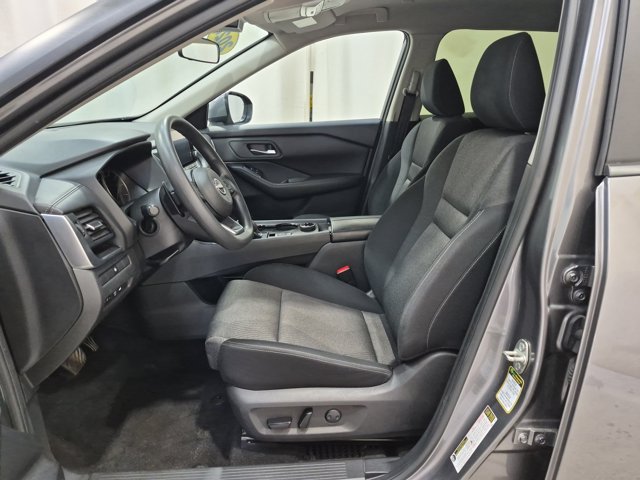 Used 2024 Nissan Rogue SV AWD/4WD image 12