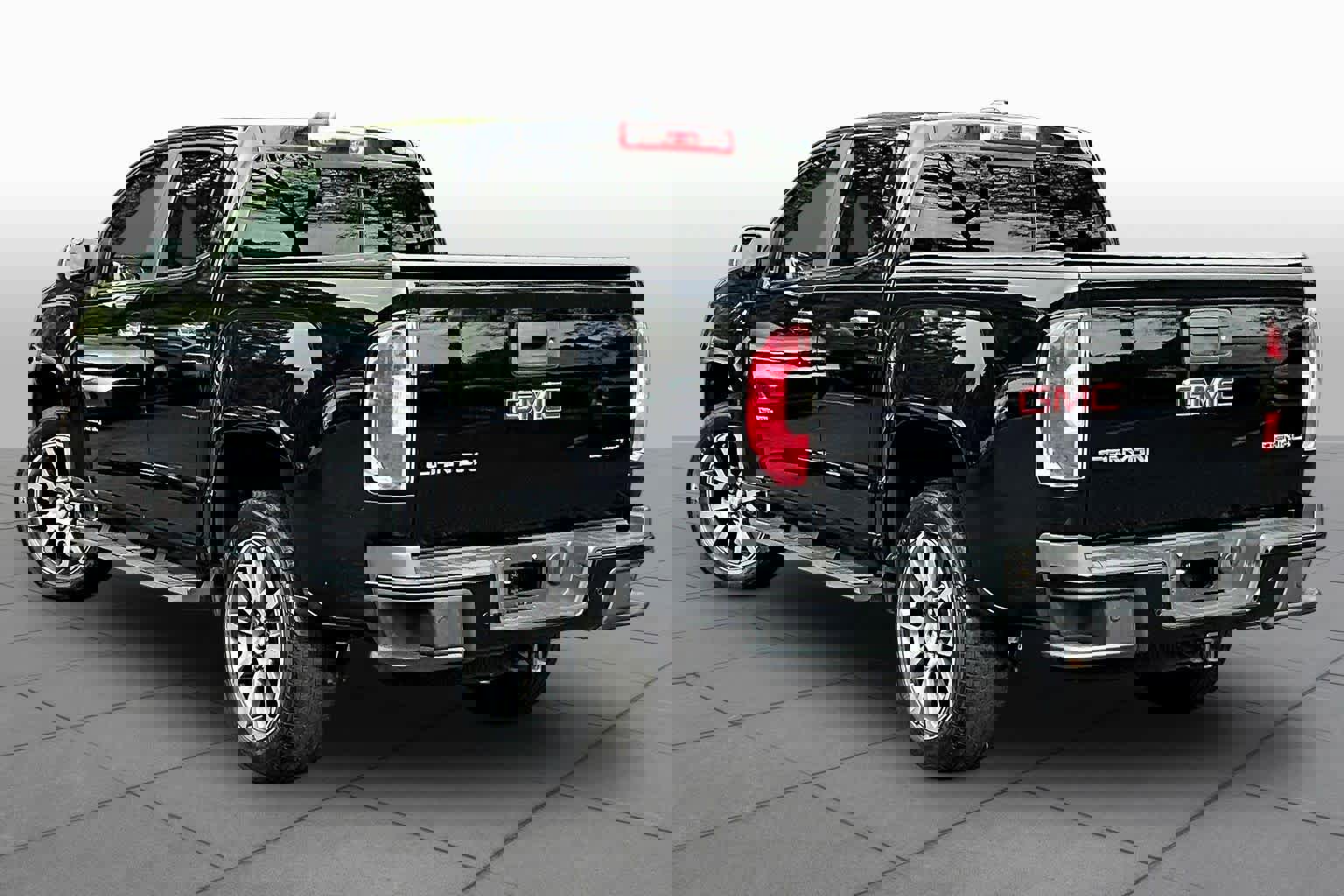 Used 2019 GMC Canyon Denali image 12