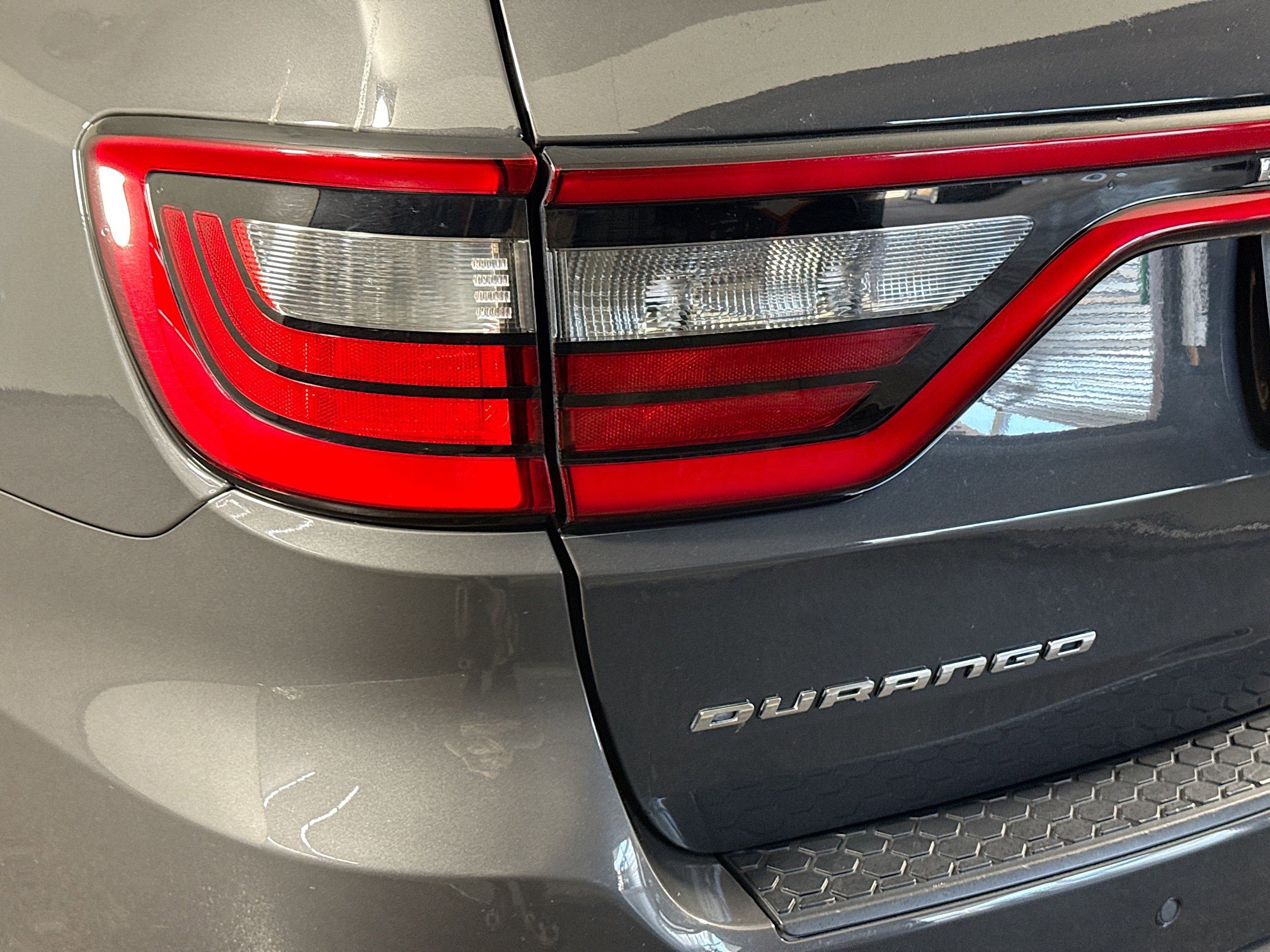 Used 2025 Dodge Durango GT RWD image 36