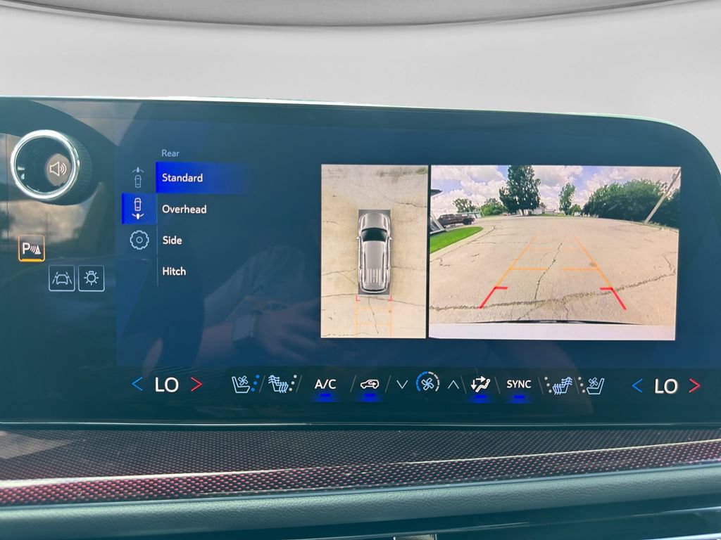 New 2026 Chevrolet Traverse RS w/ LPO, Floor Liner Package AWD/4WD image 22