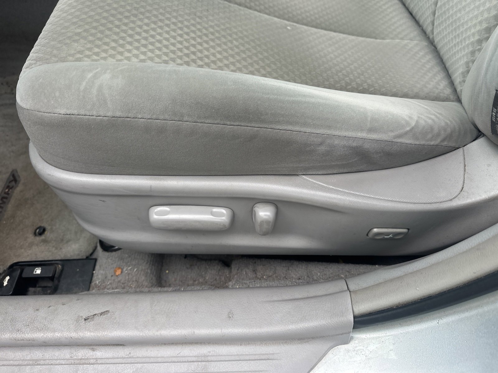 Used 2007 Toyota Camry LE image 6