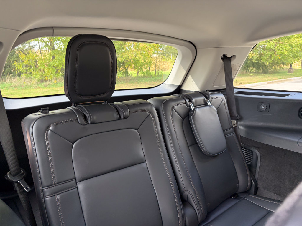 New 2026 Lincoln Aviator Reserve AWD/4WD image 24