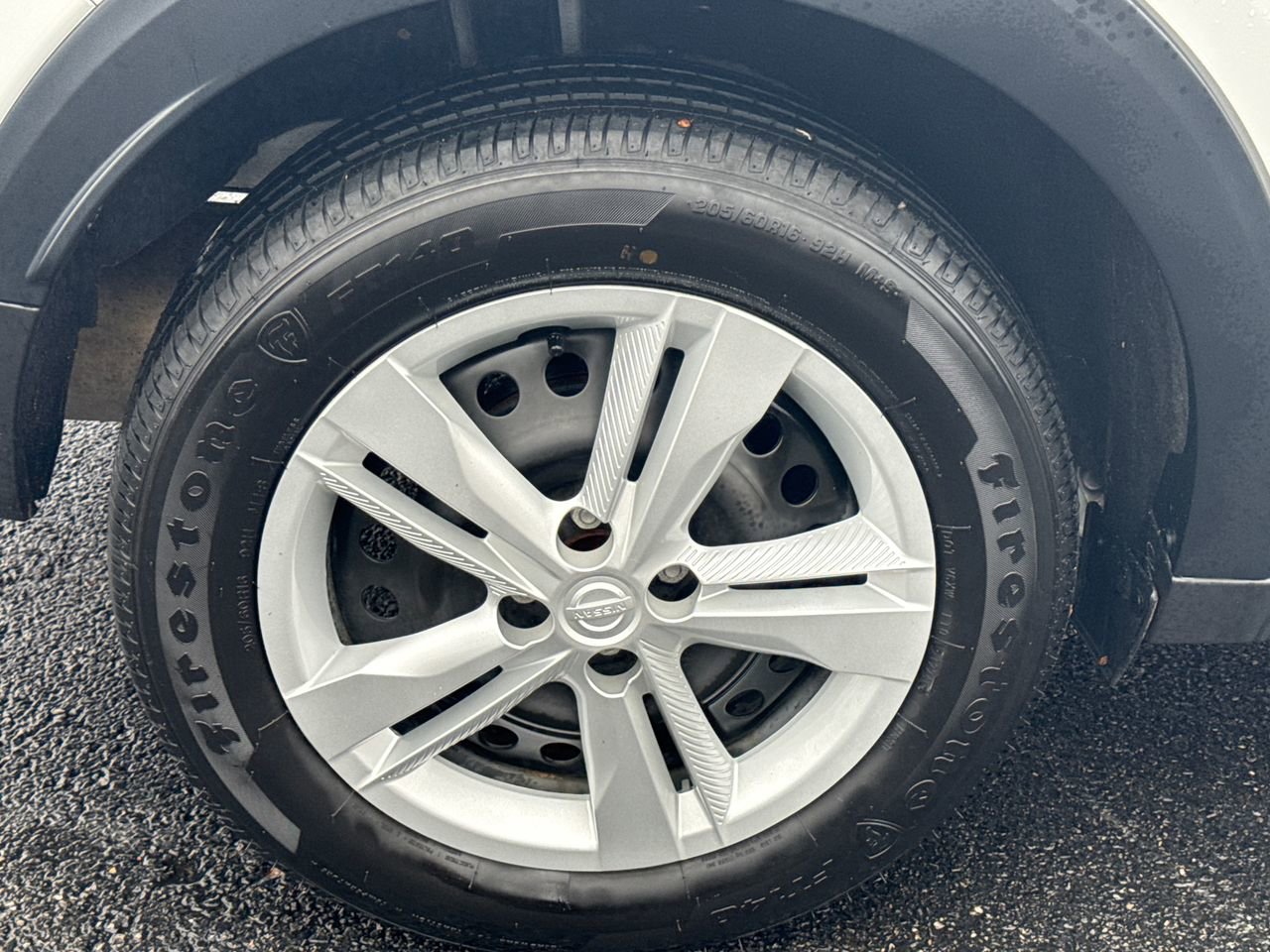 Used 2024 Nissan Kicks S image 10