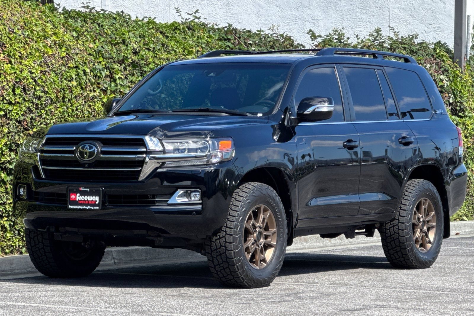 Used 2020 Toyota Land Cruiser Heritage Edition AWD/4WD image 9
