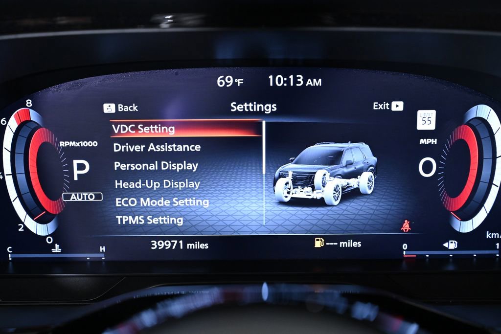 Certified 2024 Nissan Pathfinder Platinum w/ Cargo Package image 14