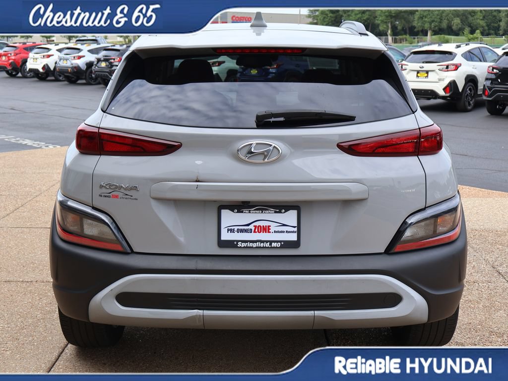 Certified 2023 Hyundai Kona SEL w/ Convenience Package FWD image 5