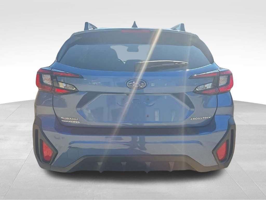 Used 2024 Subaru Crosstrek 2.0i Premium image 7