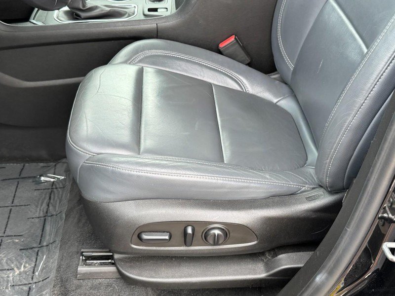 Used 2021 Chevrolet Traverse LT AWD/4WD image 24