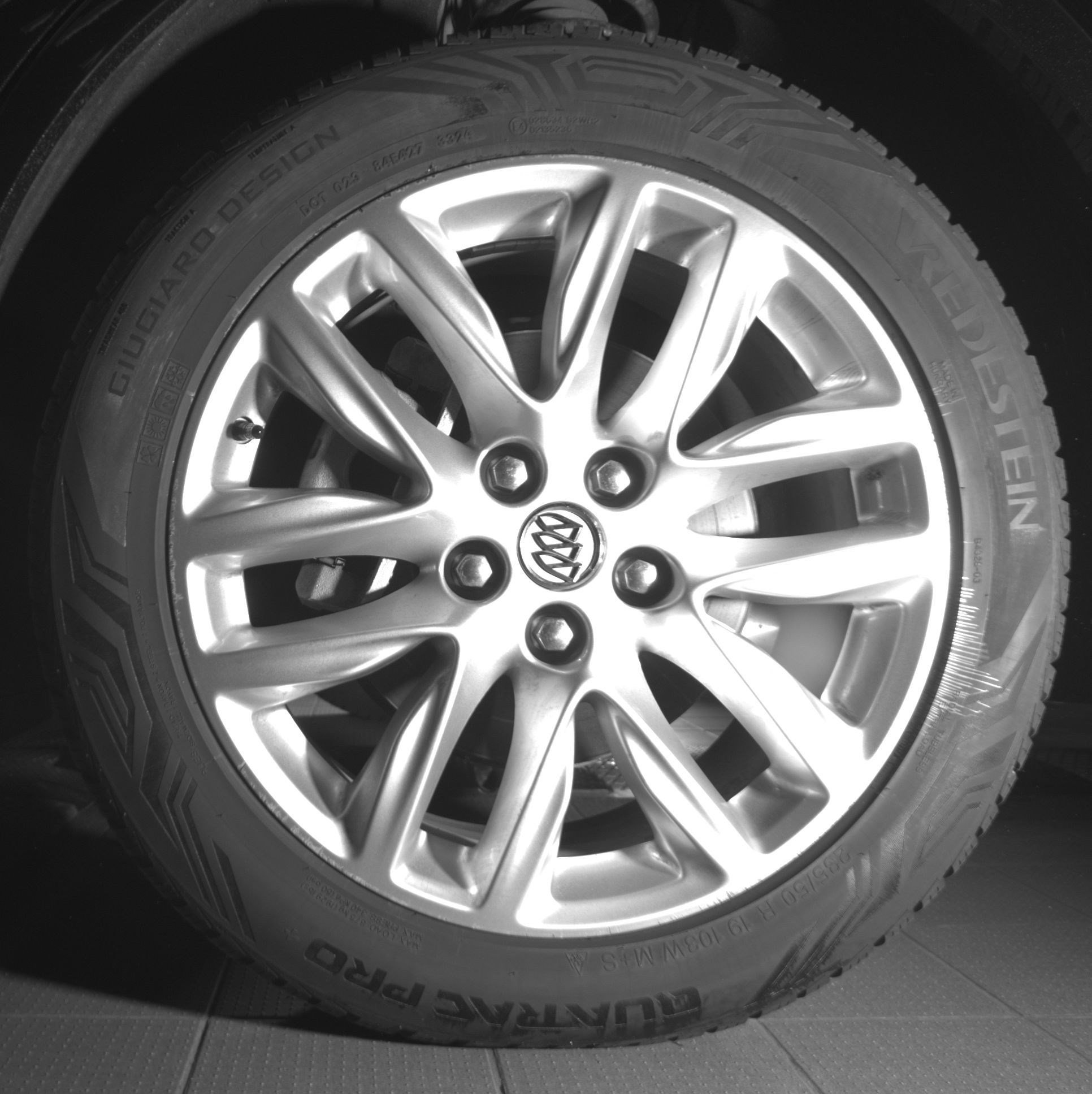 Used 2020 Buick Envision Premium AWD/4WD image 9