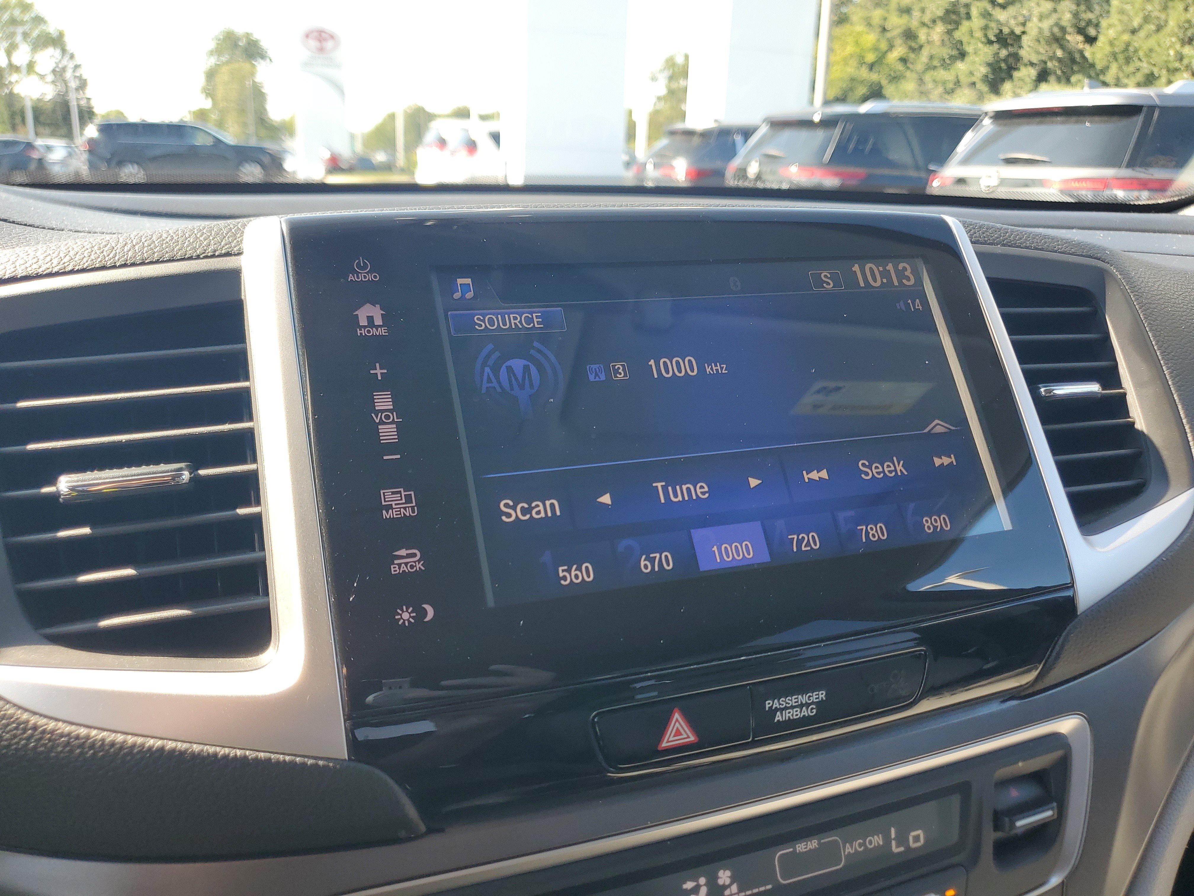 Used 2018 Honda Pilot EX-L image 31