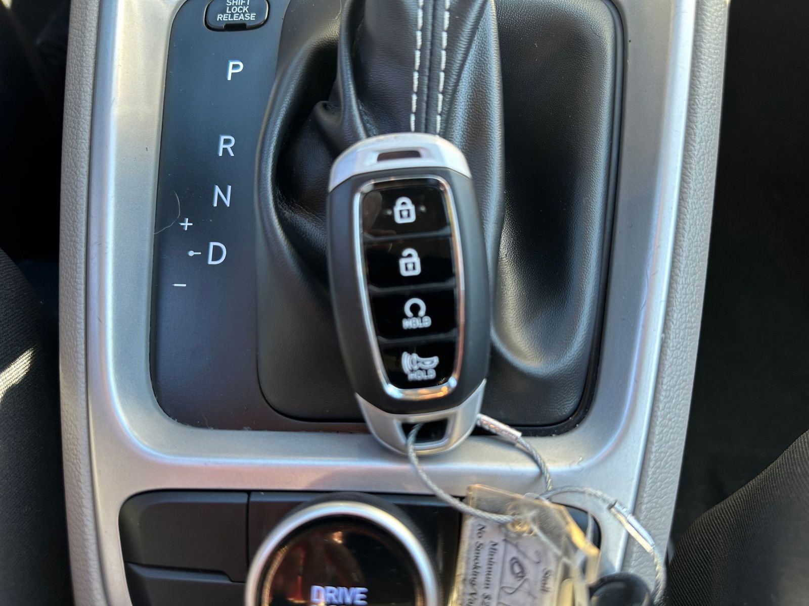 Used 2025 Hyundai Venue SEL FWD image 21