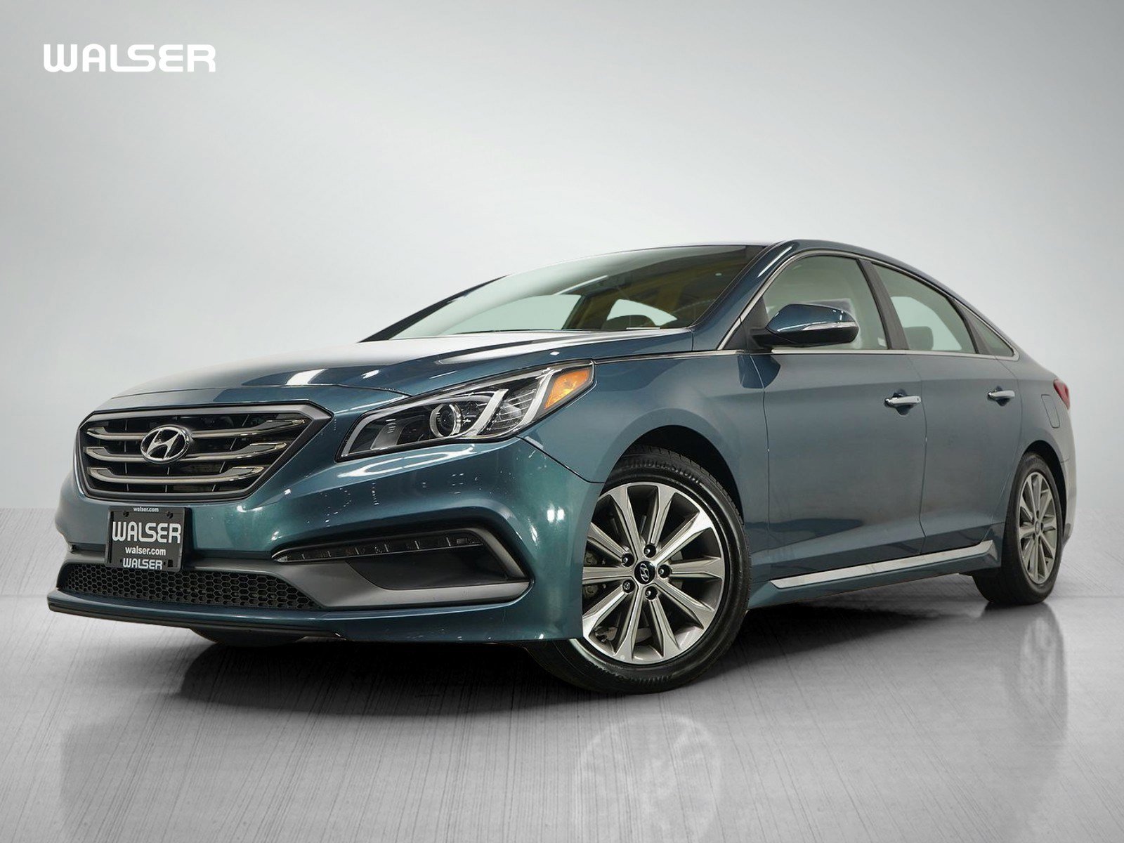 Used 2017 Hyundai Sonata Limited w/ Tech Package 03