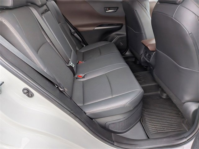 Used 2024 Toyota Venza Limited image 31
