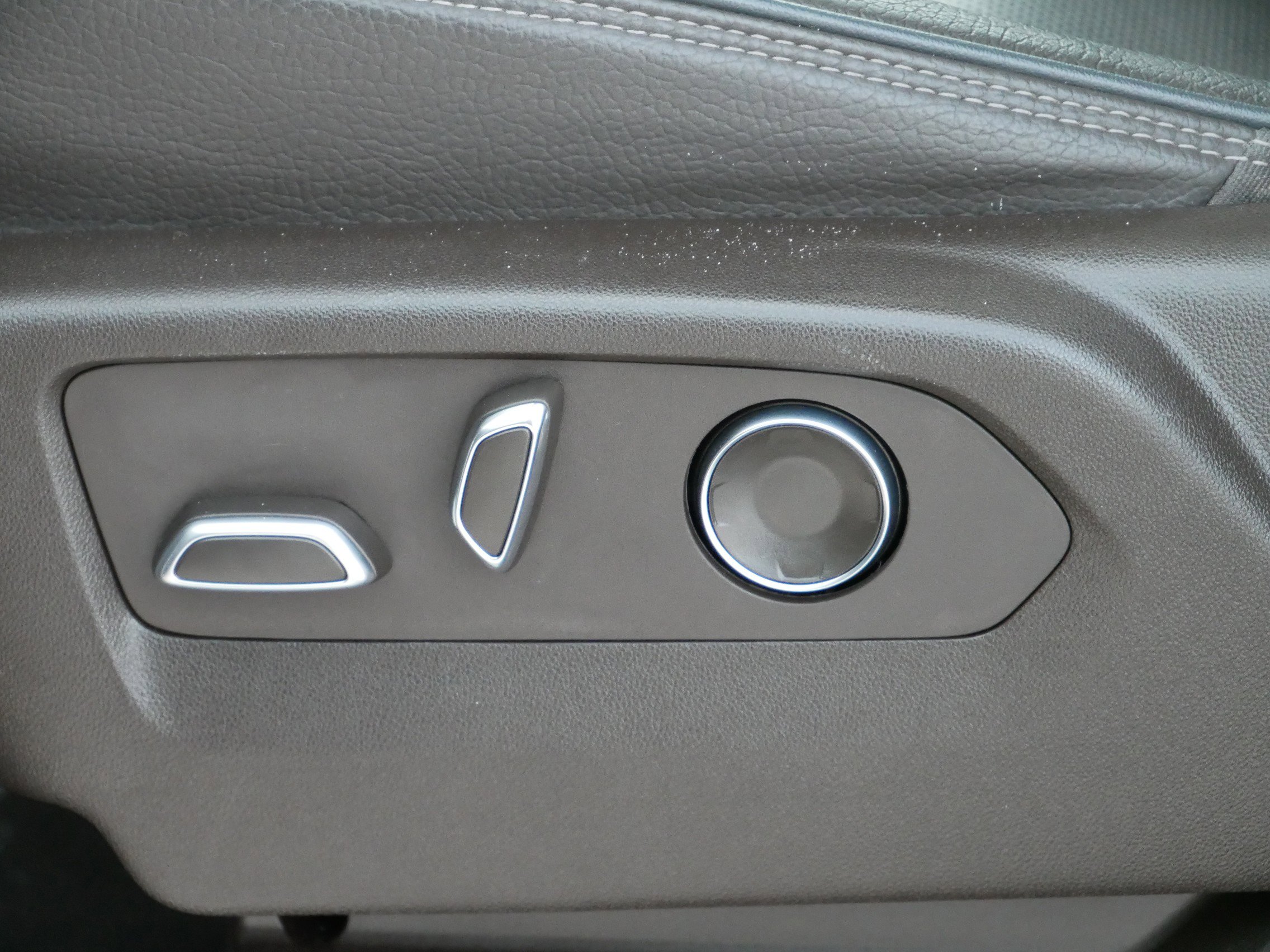 Used 2021 GMC Yukon Denali image 10