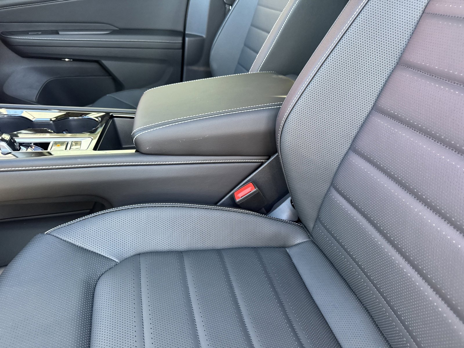 New 2026 Volkswagen Atlas SEL image 17