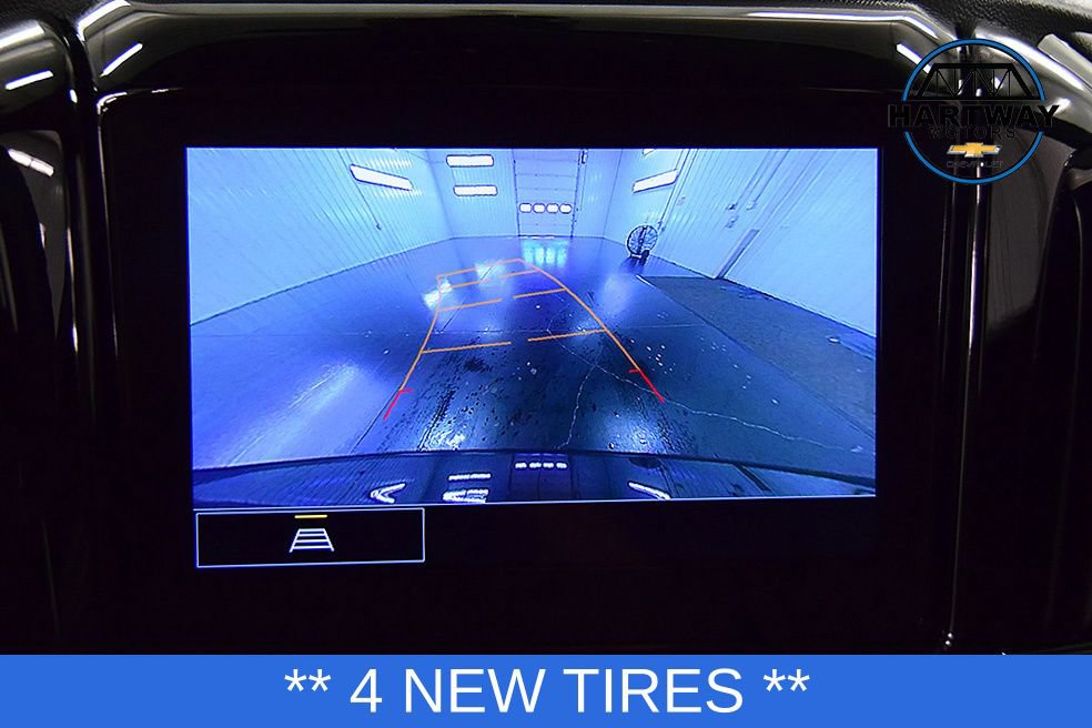 Used 2023 Chevrolet Traverse LT AWD/4WD image 23