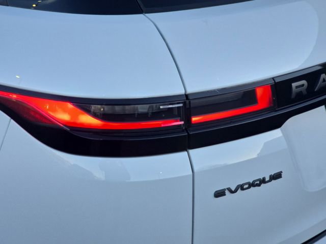 Used 2025 Land Rover Range Rover Evoque S image 36
