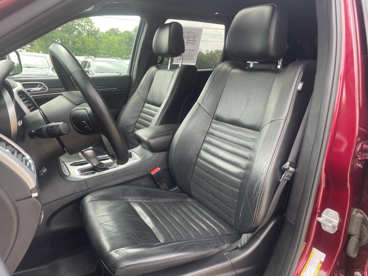 Used 2018 Jeep Grand Cherokee Limited image 34