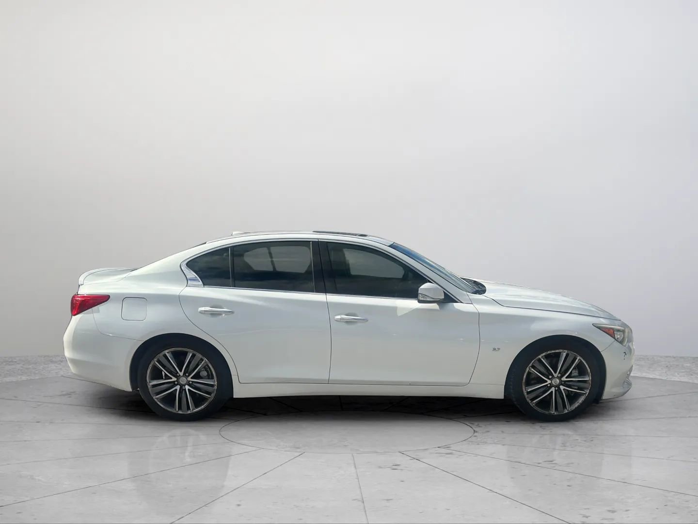 Used 2014 INFINITI Q50 Premium w/ Spare Tire Package image 12