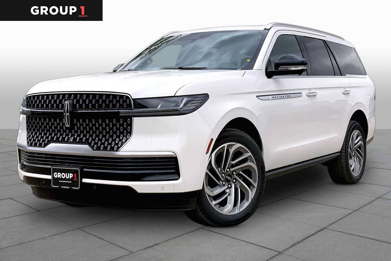 New 2026 Lincoln Navigator Reserve AWD/4WD image 1