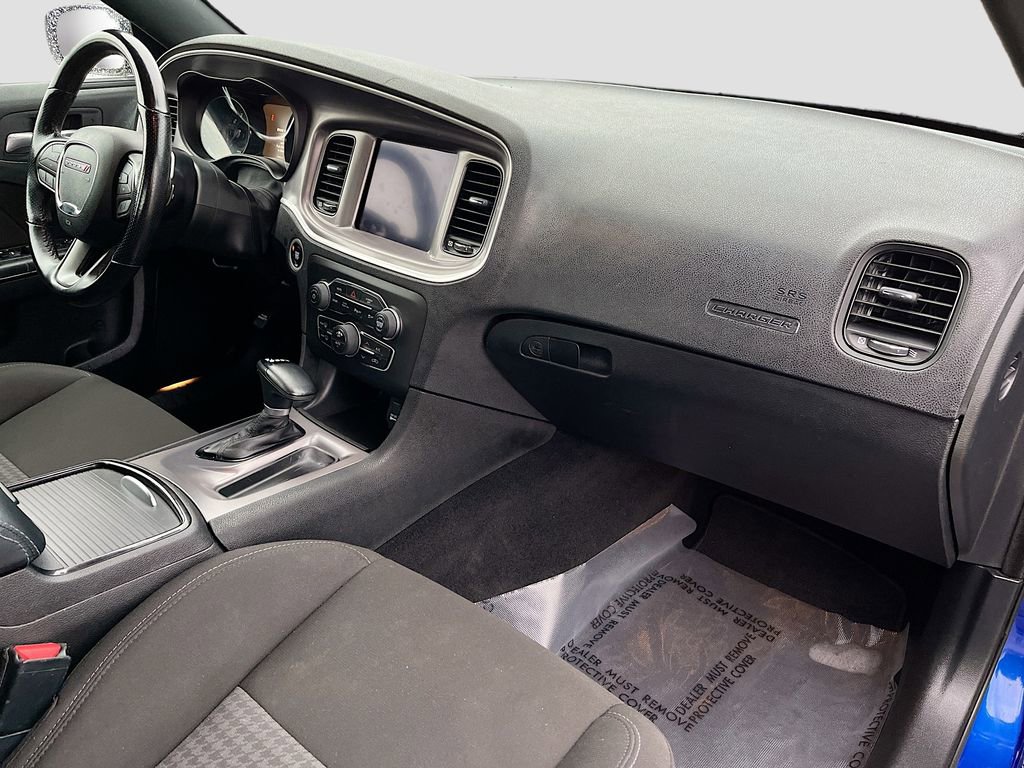 Used 2022 Dodge Charger GT w/ Blacktop Package image 27