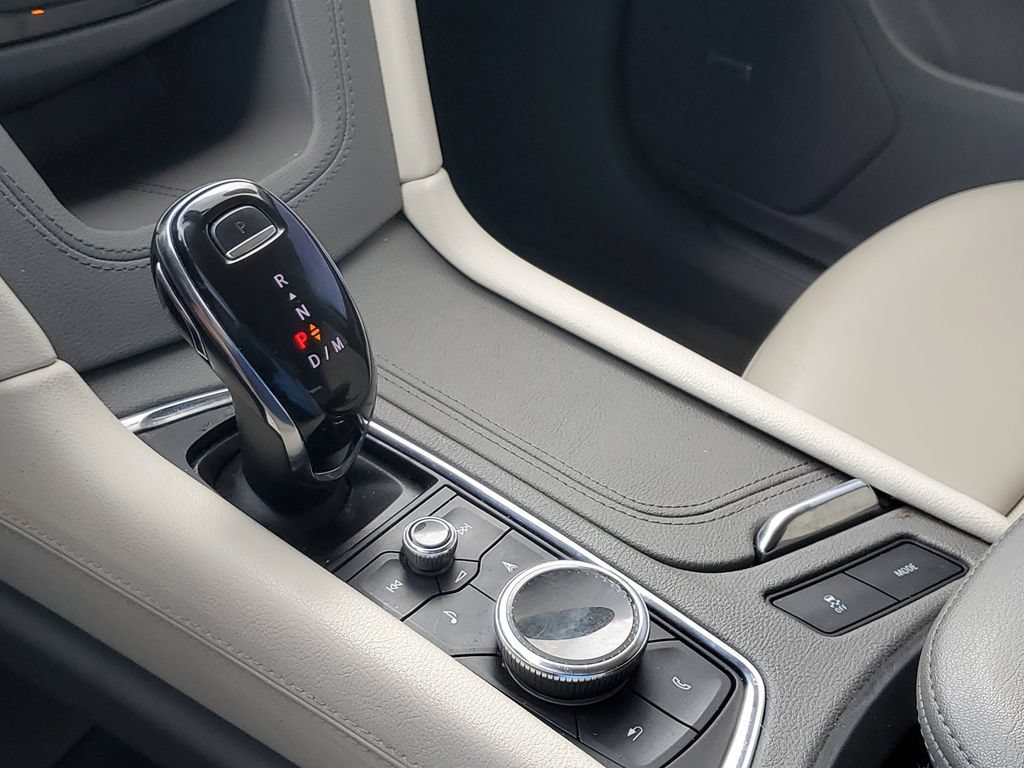 Used 2020 Cadillac XT5 Premium Luxury FWD image 32