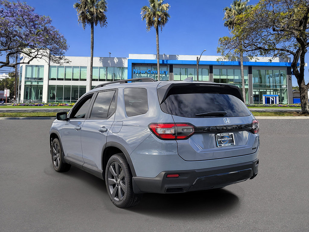 New 2026 Honda Pilot Sport image 3