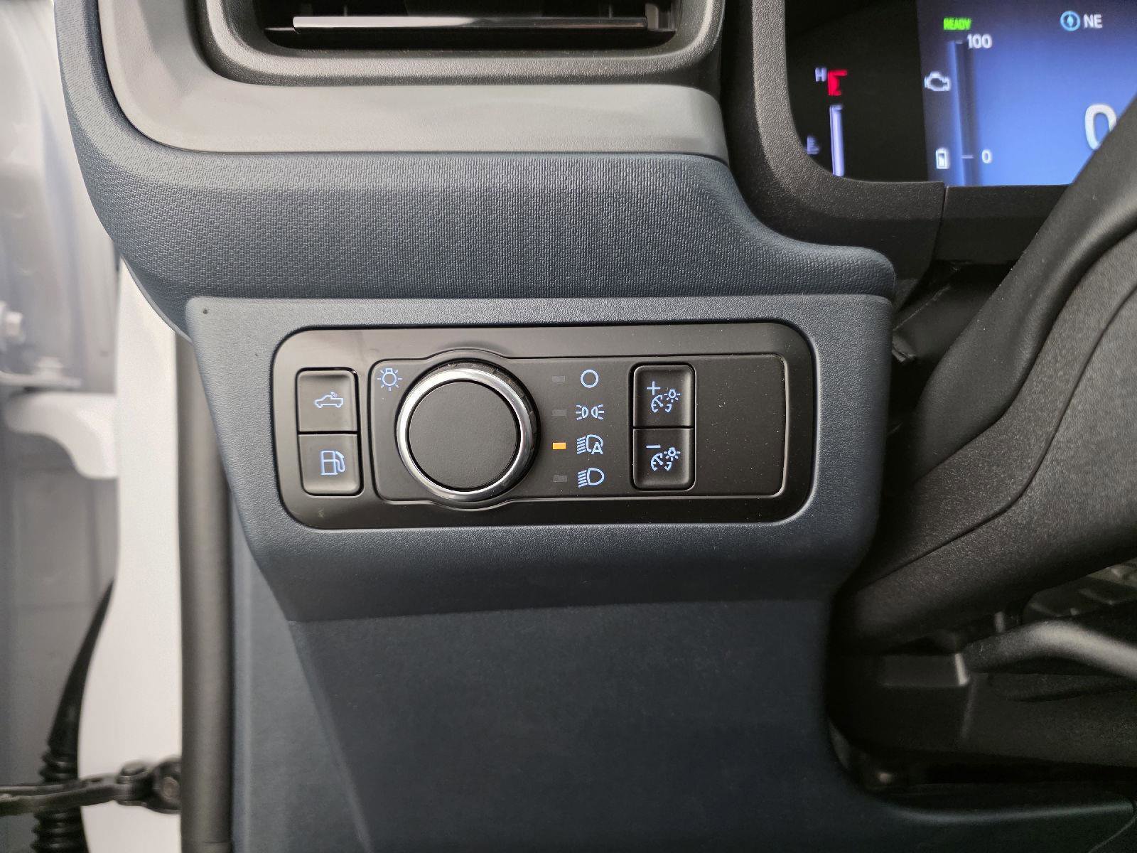 Used 2026 Ford Maverick XL w/ Equipment Group 101A image 31