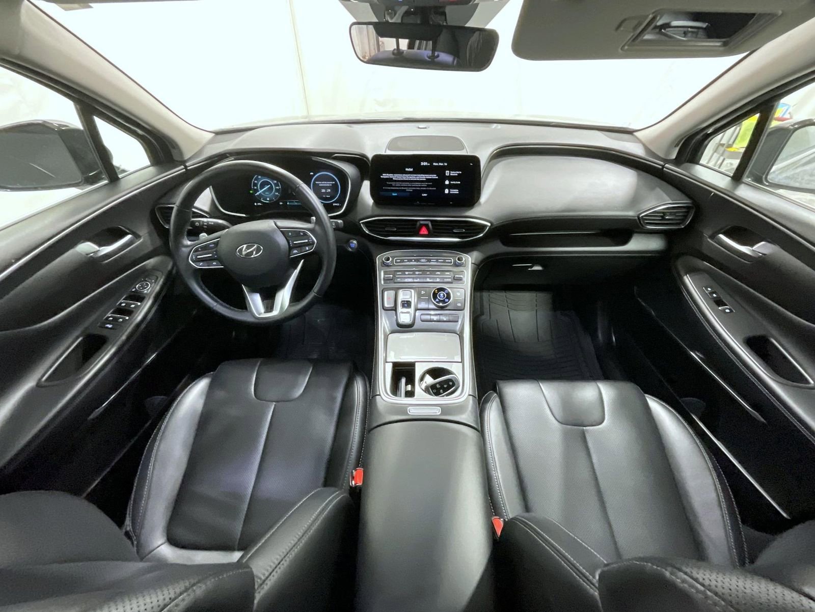 Used 2023 Hyundai Santa Fe SEL Premium image 15