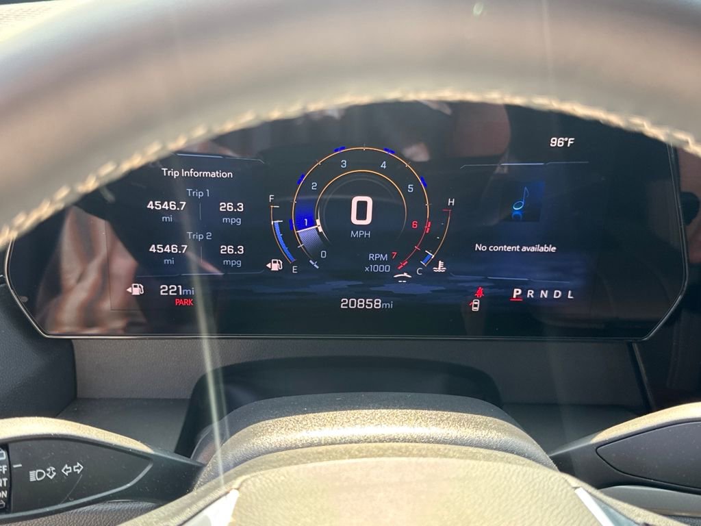 Used 2025 Chevrolet Traverse LT image 22